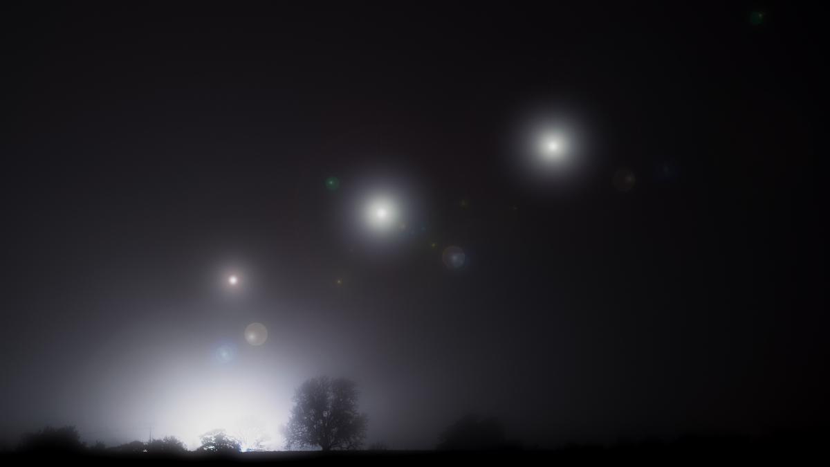 stele care nu exista panica in germania din cauza unor lumini de pe cer oamenii au fost convinsi ca sunt ozn uri