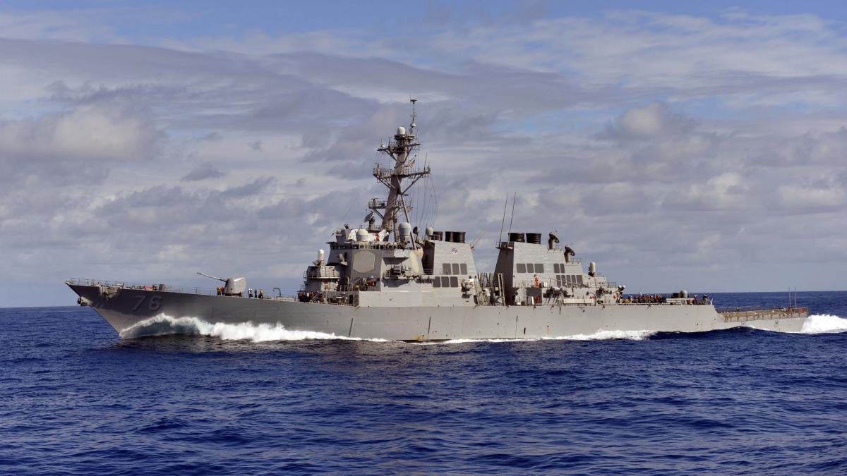 china spune ca a alungat o nava de razboi americana in apropierea recifului disputat scarborough declaratia e falsa