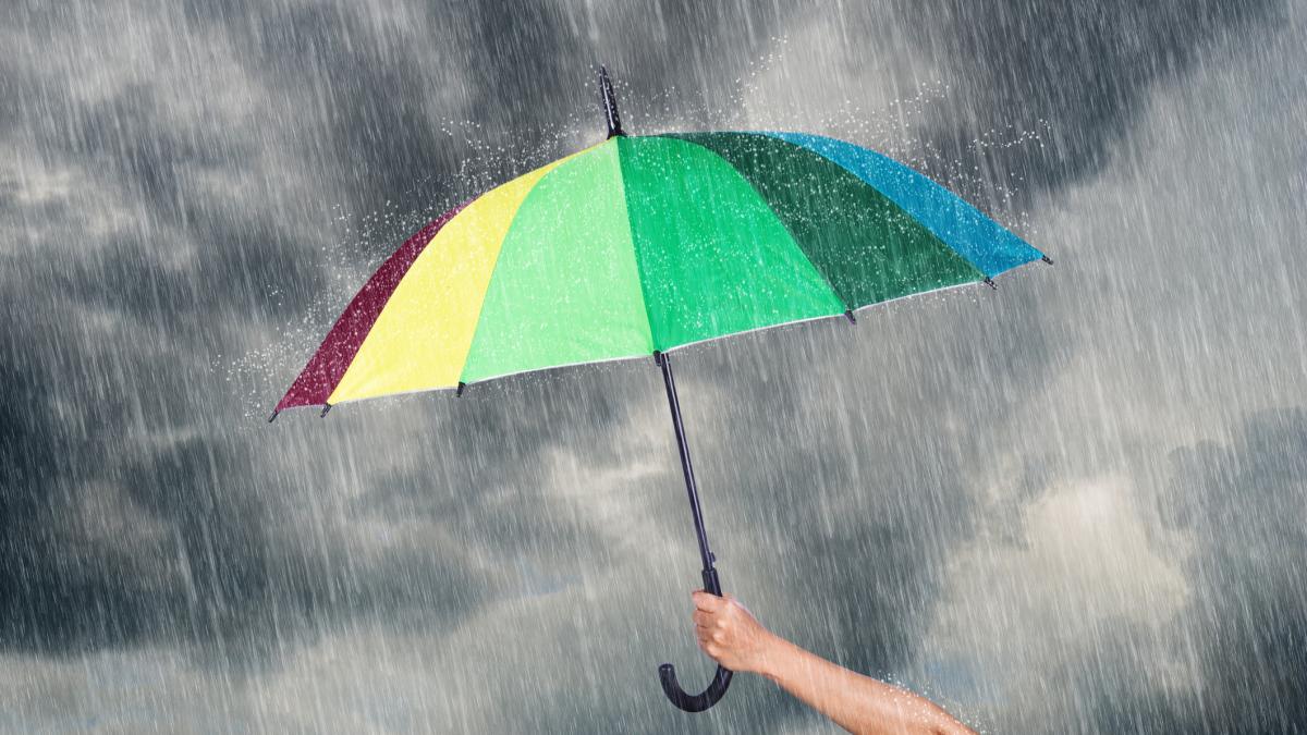 de cand se intorc ploile anm anunta vreme rea in toata tara meteorolog temperaturile vor scadea si cu 10 grade