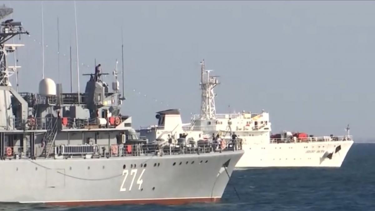 desfasurare impresionanta de forte militare la constanta 28 de nave de lupta si 20 de aeronave fac spectacol de ziua marinei
