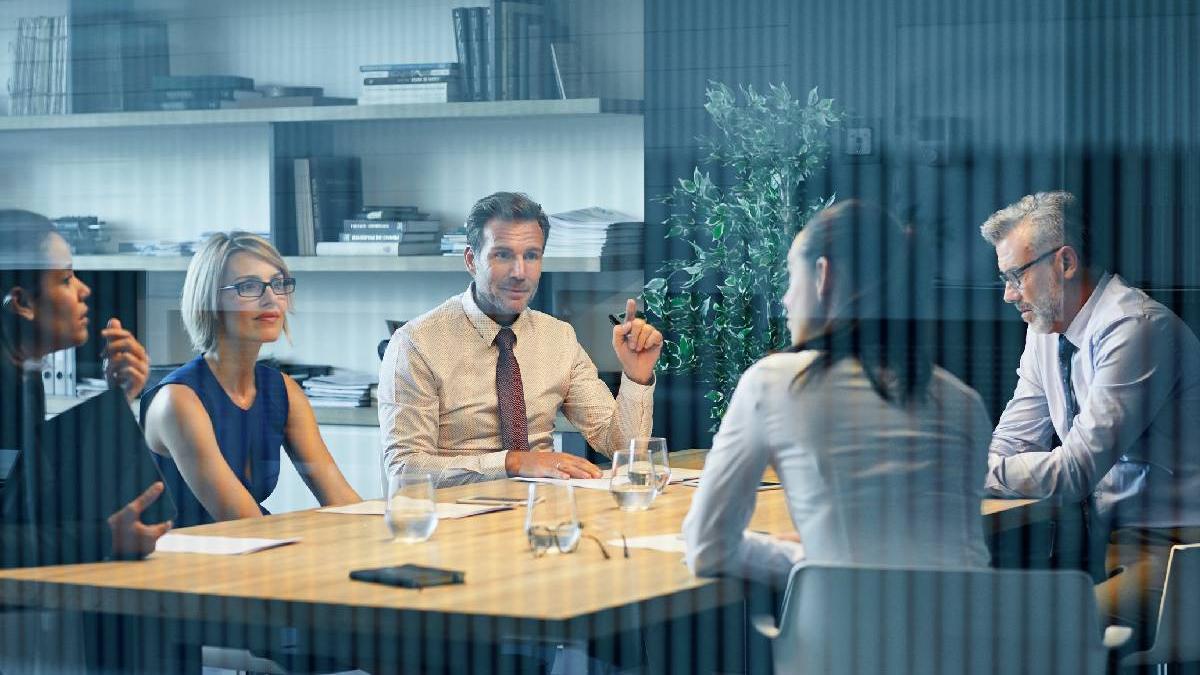 romania nu isi mai permite experimente fiscale oamenii de afaceri cer un pact pentru stabilitate si apararea cotei unice