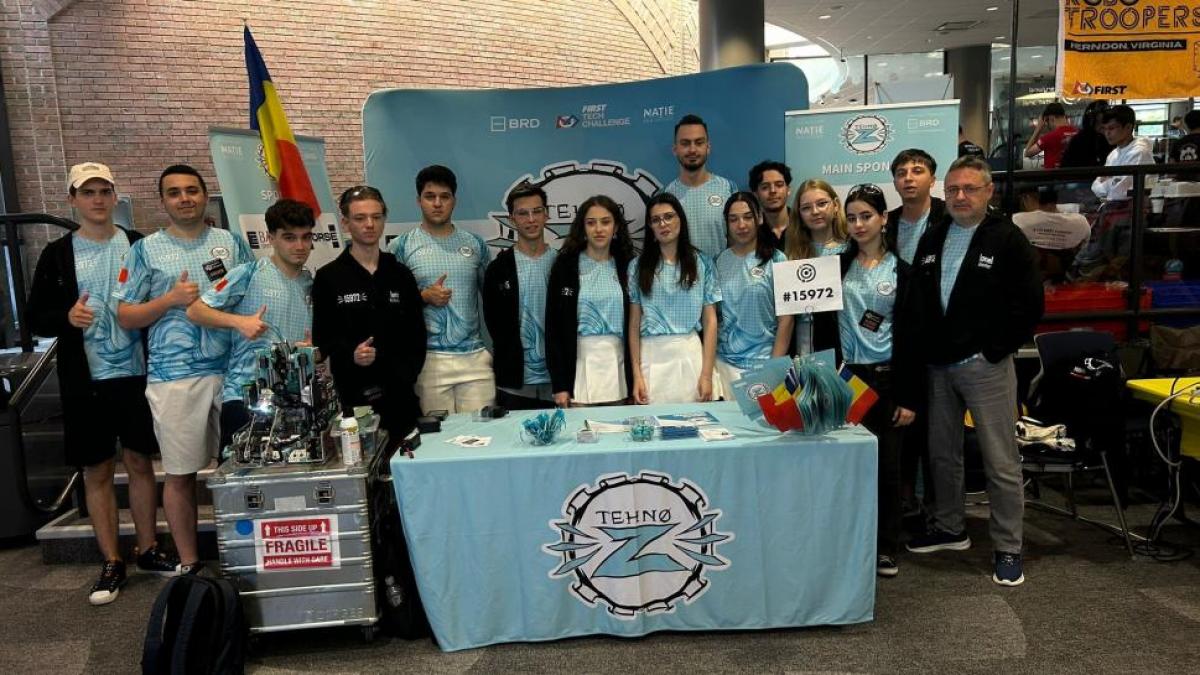 liceenele din pitesti care au invins china si sua la cel mai important concurs de robotica din lume incercam sa ne depasim an de an