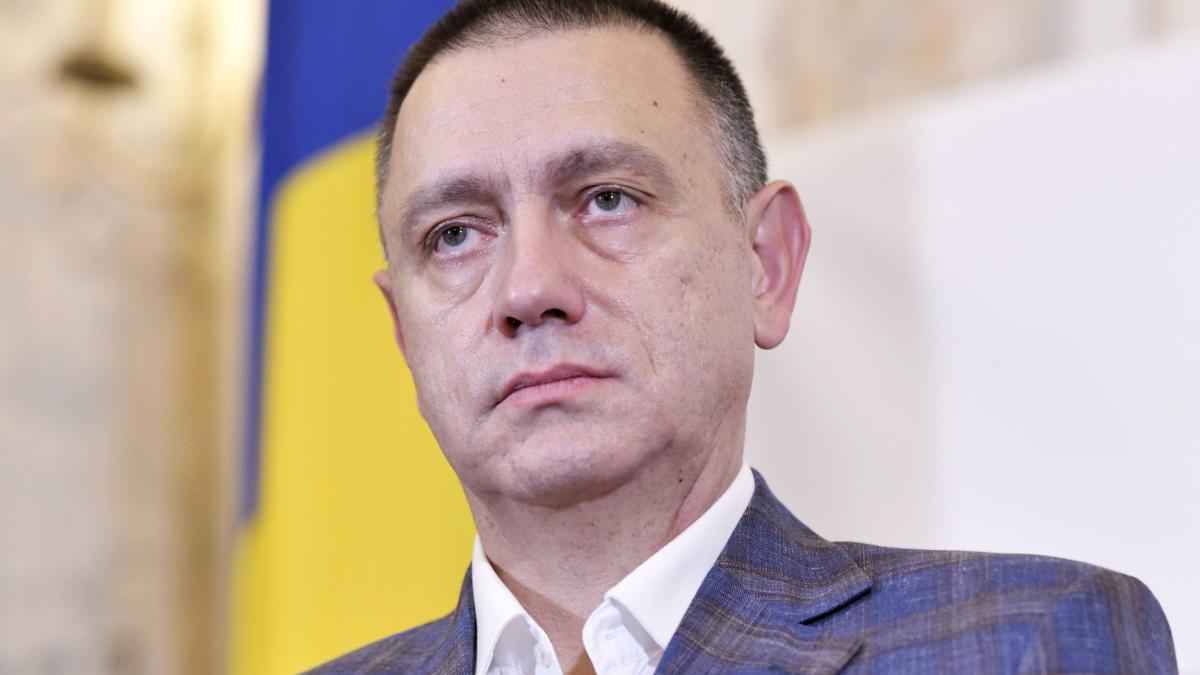 mihai fifor il ataca dur pe nicusor dan dupa ce presedintele a lipsit de la ziua marinei e un gest urat care se vede si se simte