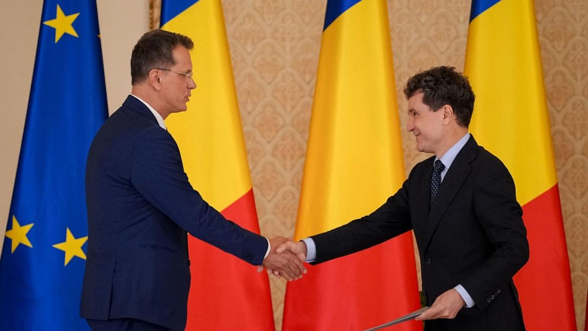 motivul pentru care nicusor dan nu participa la ziua marinei ionut mosteanu e intr o perioada de concedii e in tara