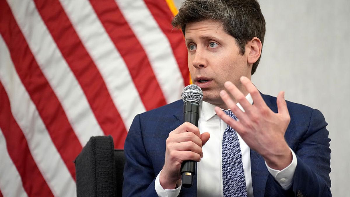 ceo ul openai sunt ingrijorat cu privire la china sua avertizate sa nu subestimeze progresul beijingului in inteligenta artficiala