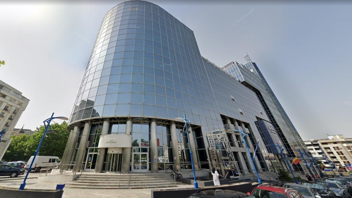 inalta curte plateste chirie de lux 182 000 de euro lunar pentru un sediu temporar