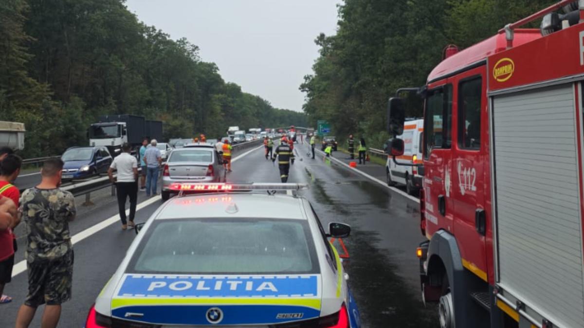 rasturnare de situatie in cazul accidentului mortal de pe autostrada a1 cei doi tineri s ar fi aruncat imbratisati in fata tir ului