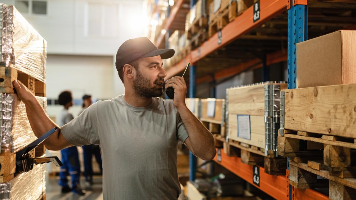 cum iti poti organiza depozitul cu rafturi pentru depozitarea marfii paletizate o solutie inteligenta si accesibila