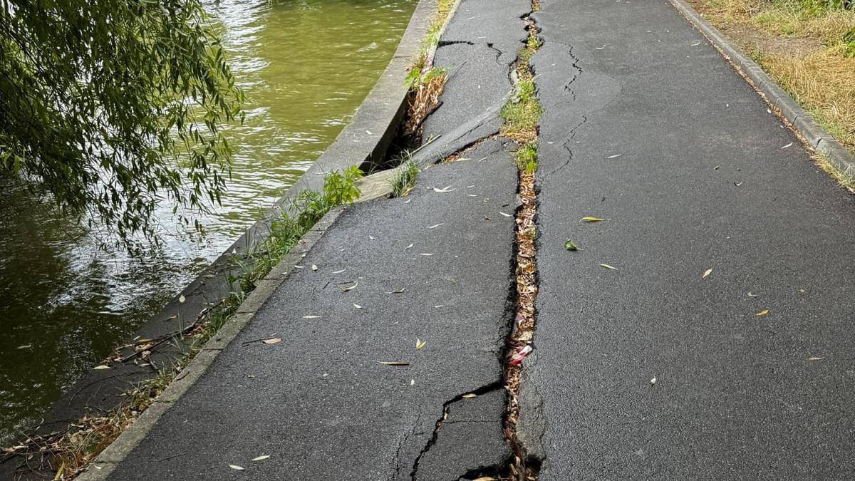 aleile de pe malul lacului herastrau care sunt la un pas de prabusire vor fi refacute vor implini 100 de ani in curand