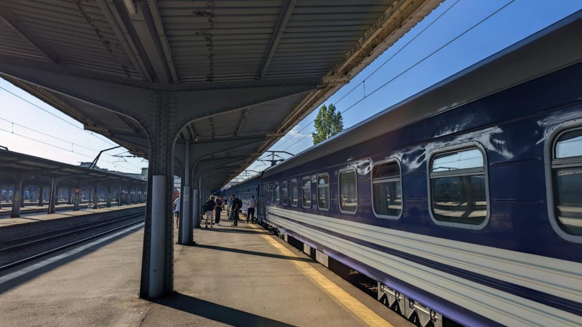 trenul direct bucuresti kiev va fi reintrodus in circulatie dupa o pauza de cinci ani nu va face mai mult de 24 de ore pe drum