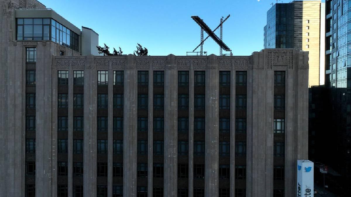 dupa ani de procese elon musk face un pas inapoi acord provizoriu cu angajatii concediati de la twitter