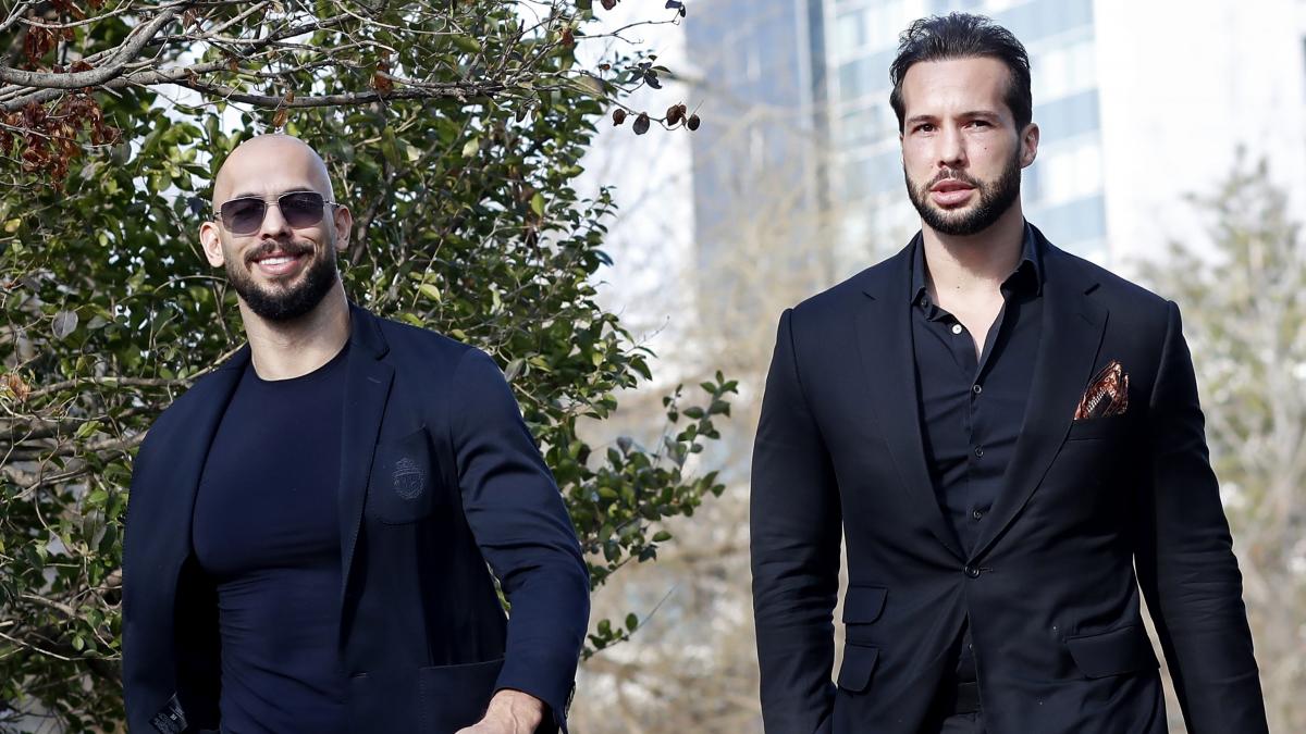 fratii tate isi fac buncar de aproape 4 milioane de dolari in bucuresti va avea 10 dormitoare si chiar o bara de striptease