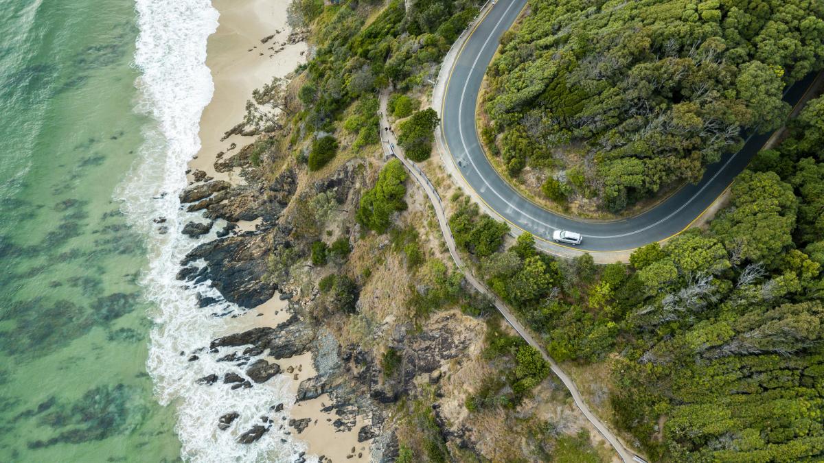 reziduuri misterioase in forma de bila si au facut din nou aparitia pe coasta de est a australiei