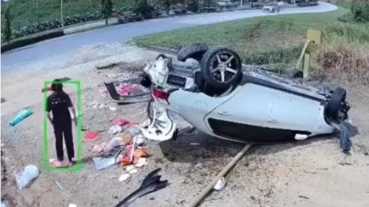 accident grav filmat in republica moldova o soferita a fost proiectata prin geamul masinii dupa ce a pierdut controlul volanului