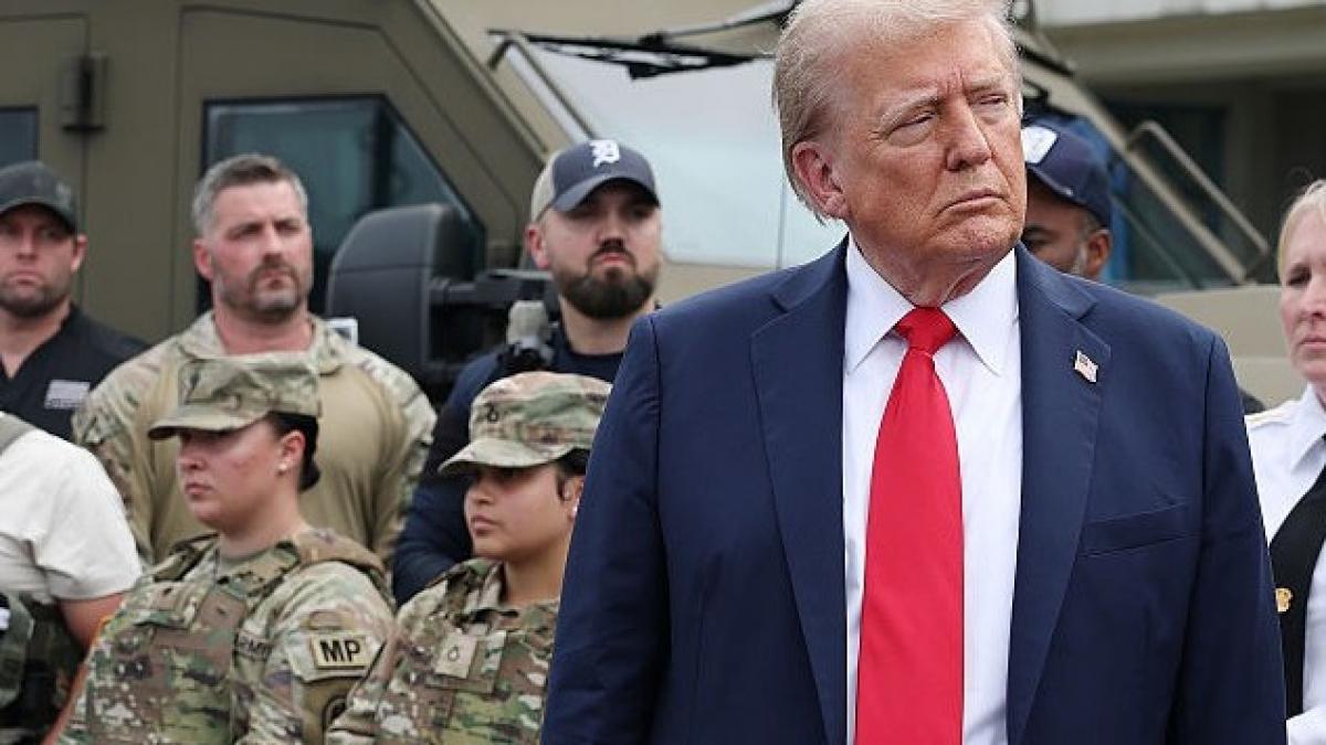 dupa washington trump vrea sa trimita trupe ale garzii nationale si in chicago si new york e o harababura