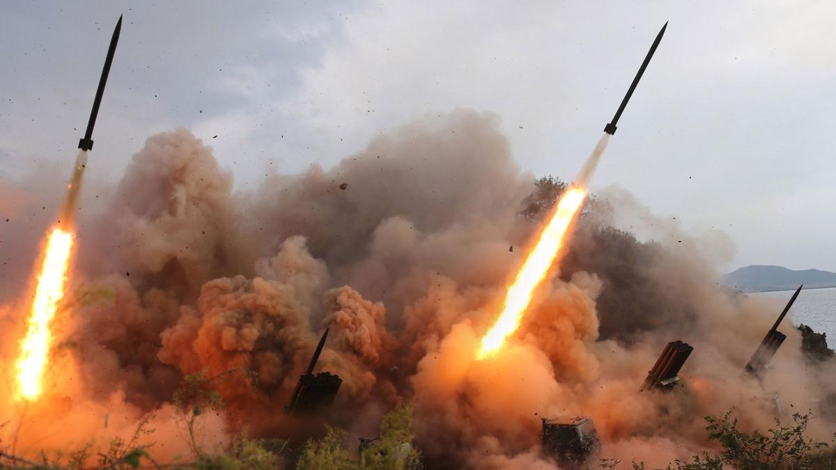 coreea de nord a testat doua rachete noi kim jong un se lauda ca se bazeaza pe o tehnologie unica si speciala