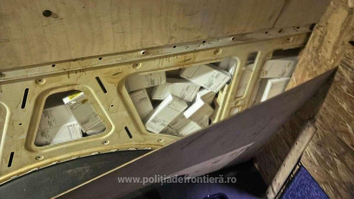 politistii de frontiera au fost uluiti sa vada ce ascundea un sofer ucrainean valoreaza de 14 ori mai mult decat masina cu care era