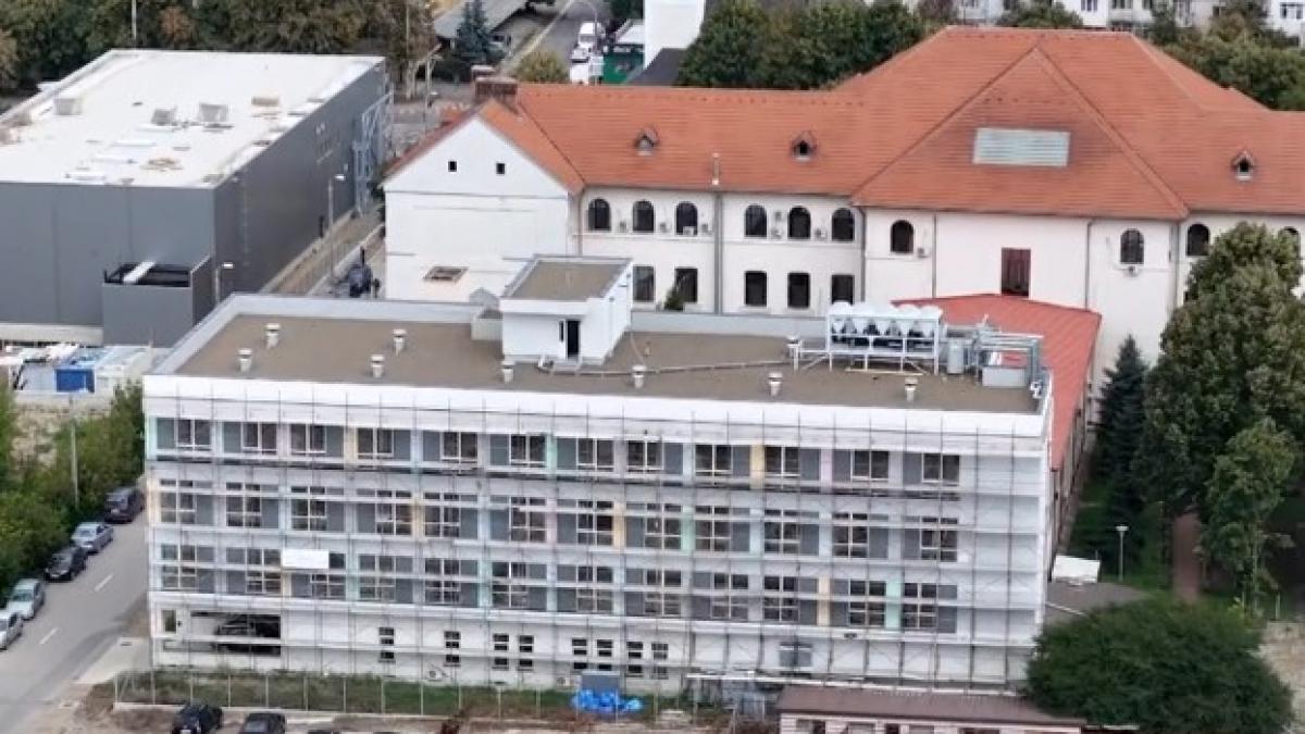 spitalul nou care ramane inchis desi e gata de 4 ani pacientii sunt trecuti de 10 ani pe liste de asteptare interminabile