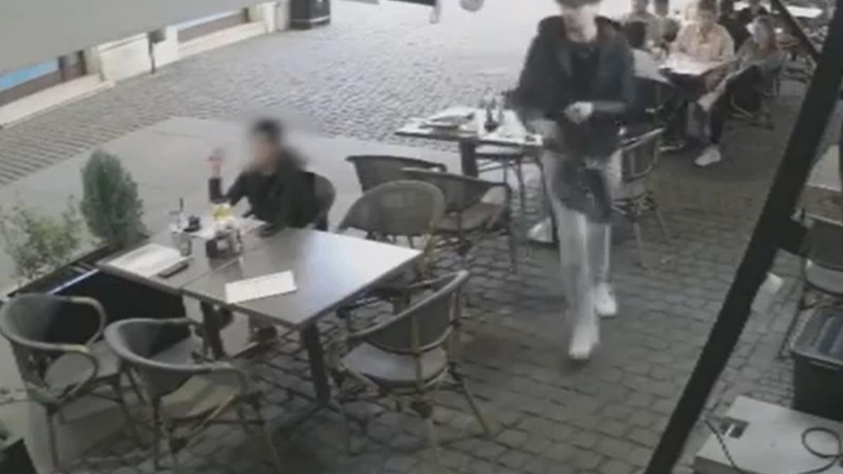 in timisoara doi tineri au fugit de la restaurant fara sa plateasca nota dar nu si au dat seama ca au fost filmati de camere
