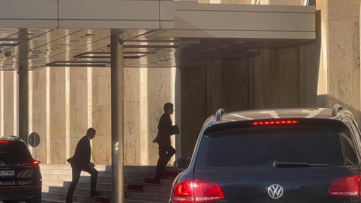 surse presedintele nicusor dan participa la guvern la sedinta coalitie in care se discuta masurile din pachetul 2 de austeritate