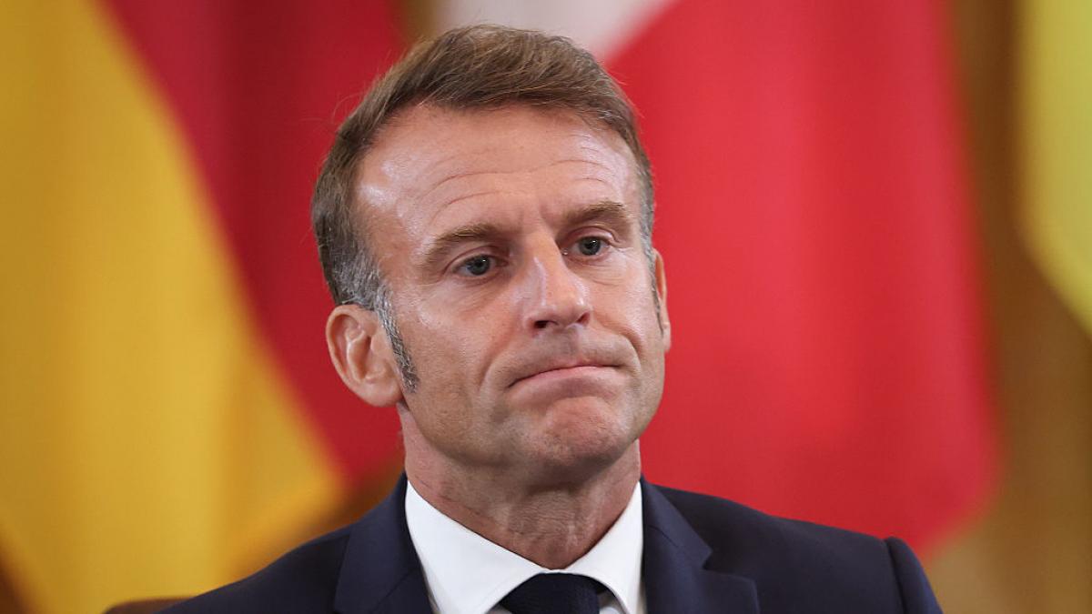 franta in pragul unei crize politice majore cele trei variante pe care le are macron daca guvernul bayrou cade