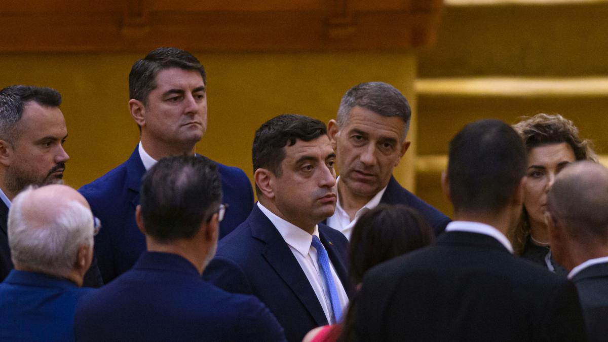 liberalii acuza aur de obedienta fata de rusia simion repeta mesajele kremlinului aur e pionul moscovei