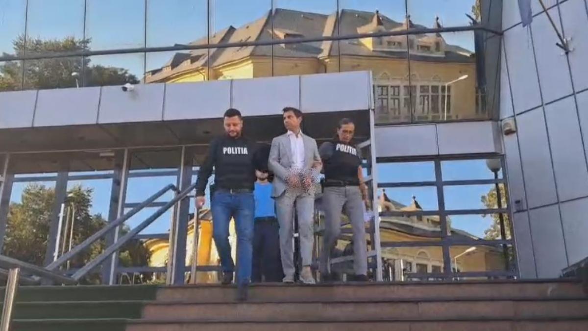 radu cristian primarul din mangalia a fost arestat pentru 30 de zile