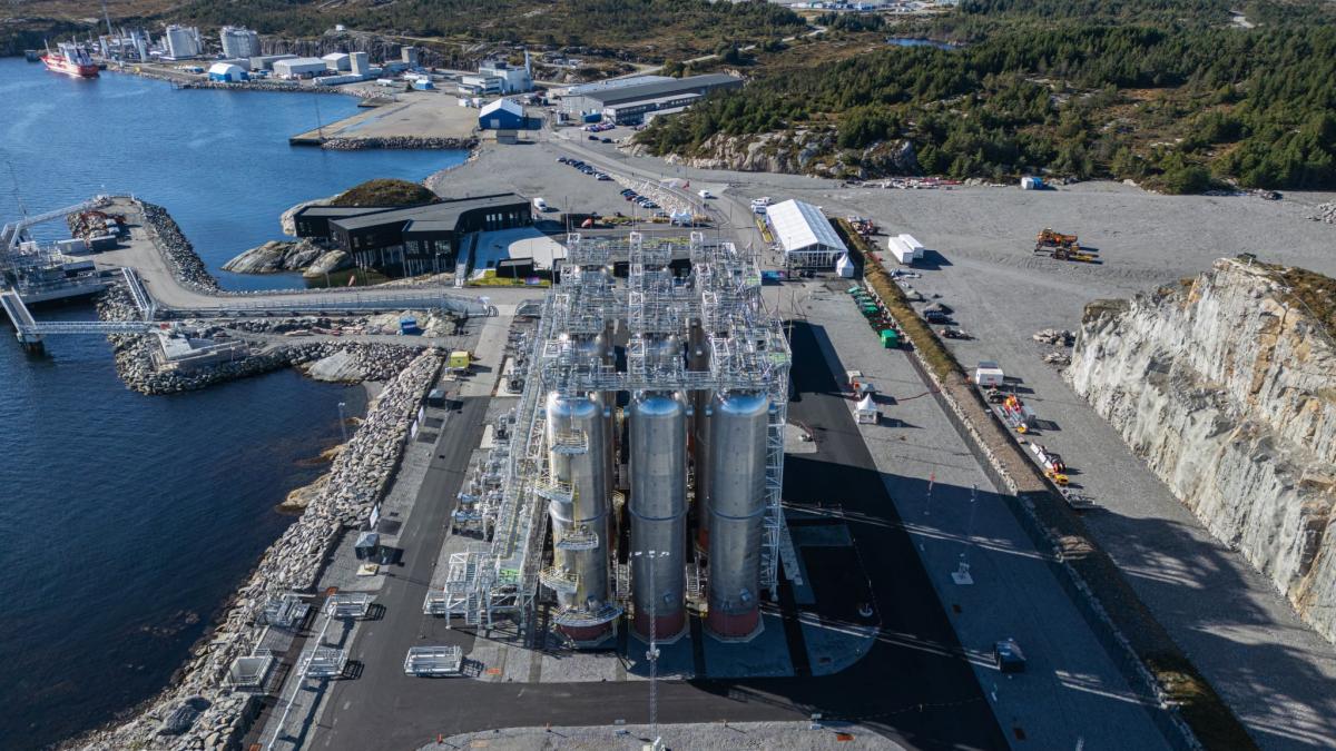 norvegia a depozitat pentru prima data dioxid de carbon injectat in adancul marii