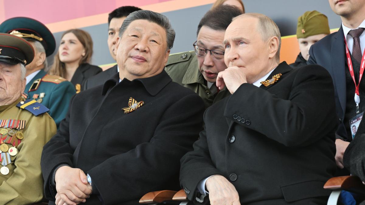 putin si kim jong un pe lista de invitati ai lui xi jinping la imensa parada militara a chinei cu 10 000 de militari si sute de arme