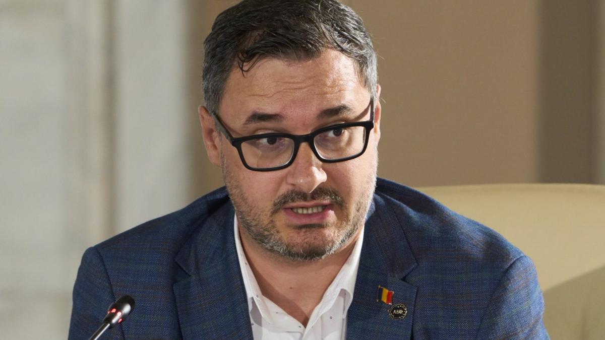 reactia incredibila a lui dan tanasa dupa ce un livrator asiatic a fost atacat in urma apelului sau la ura