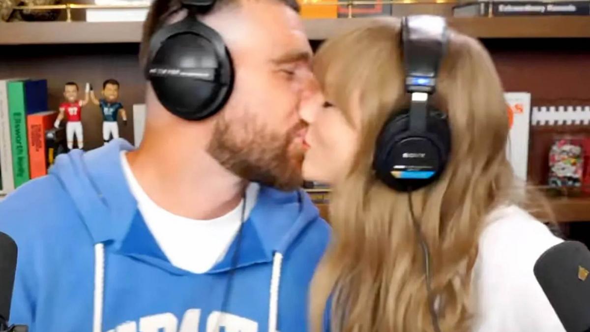 totul s a dat peste cap dupa ce taylor swift a anuntat ca se marita o companie si a trimis angajatii acasa sa sarbatoreasca