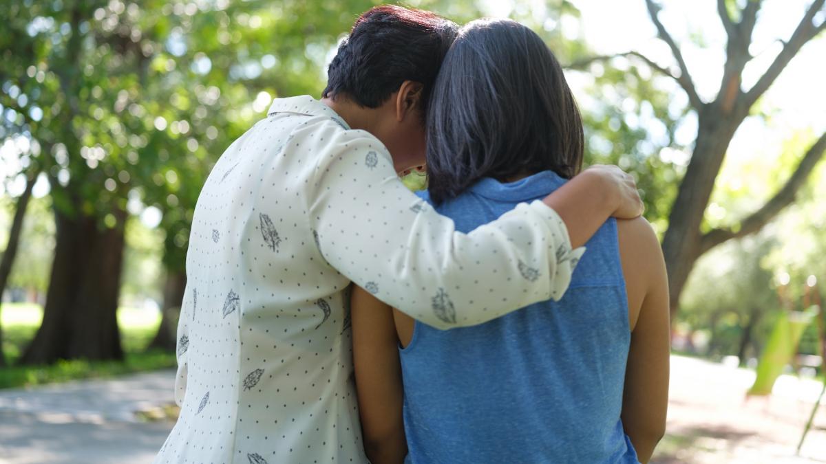 o femeie din china si a regasit mama dupa 30 de ani cand a vazut intamplator o alta versiune a ei intr un video online