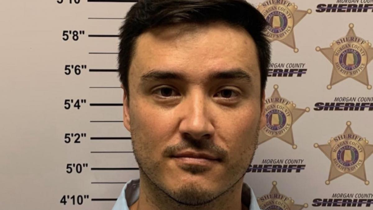 un chiropractician si a otravit sotia cu vitamine contaminate cu plumb a fost condamnat la inchisoare pe viata