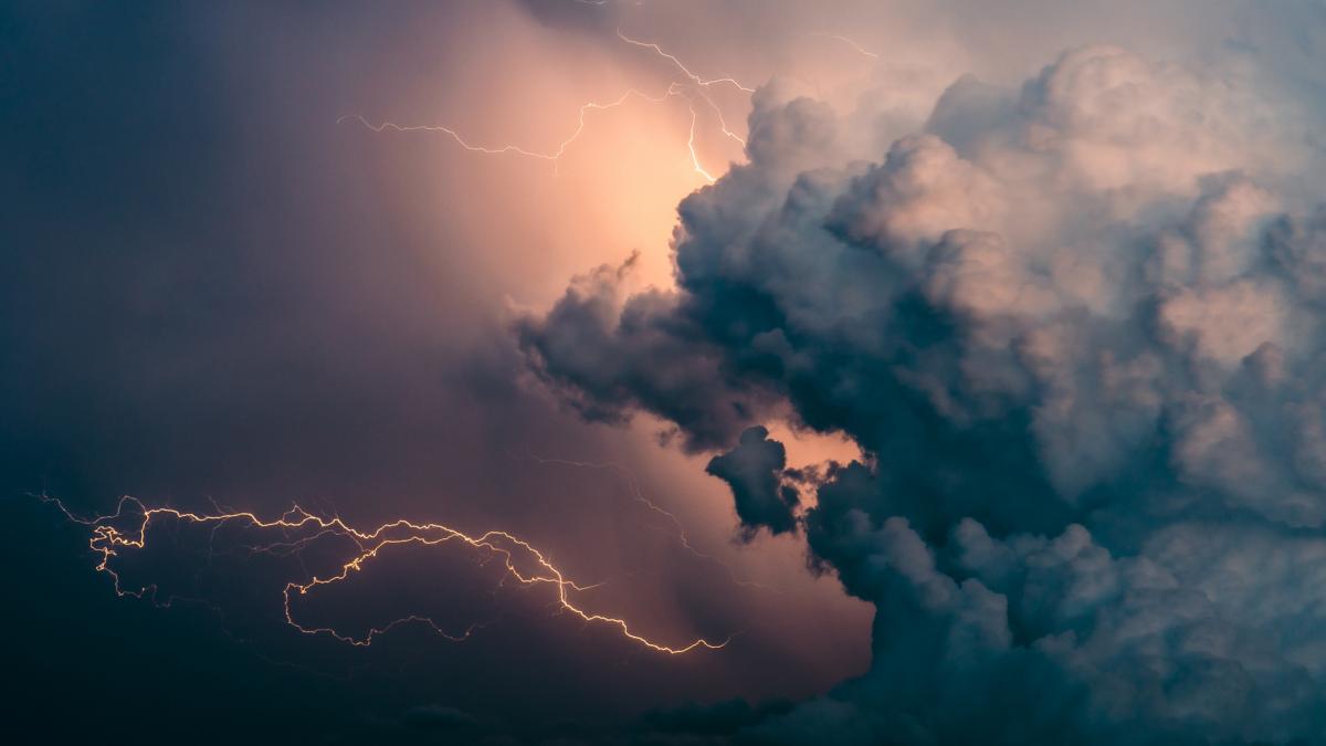 vreme instabila in prima saptamana din septembrie de la frig si ploi la temperaturi de 36 de grade celsius cum va fi in bucuresti