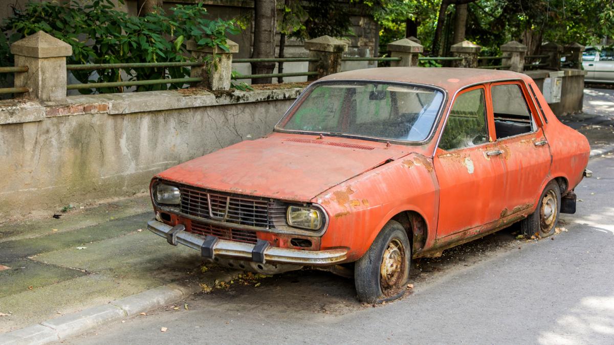 programul rabla 2025 pentru persoane fizice se lanseaza luna aceasta pentru o masina pur electrica voucherul e de doar 3 700 de euro