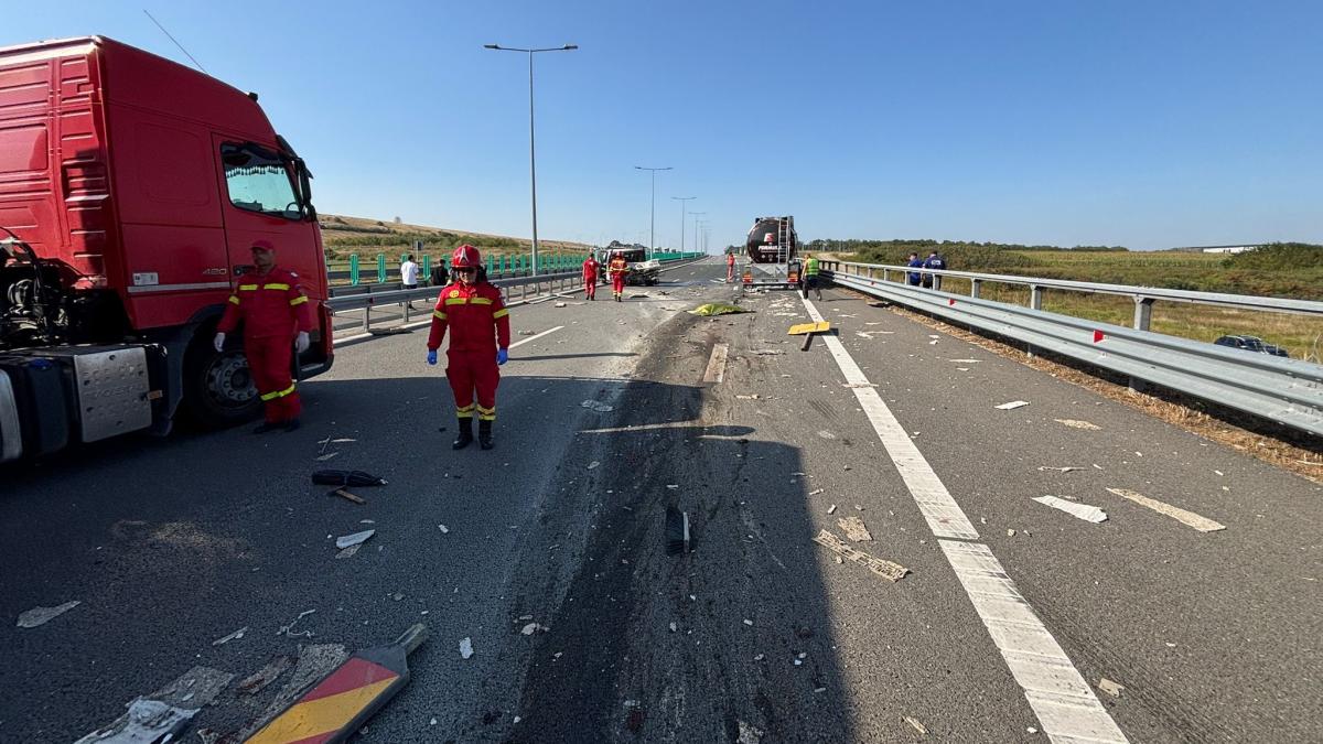 accident socant pe autostrada a1 sibiu deva 3 barbati care faceau marcaje rutiere pe a1 morti dupa ce au fost loviti de o cisterna