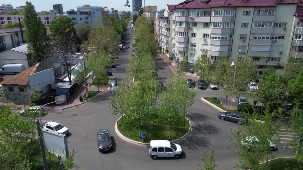 capitala blocata cum impanzirea traficului isi pune amprenta pe zilele noastre unde e mai bine