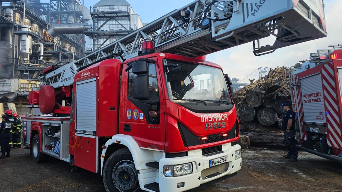 explozia de la fabrica de pal kronospan din sebes a fost produsa de supraincarcarea aerului cu praf de material lemnos