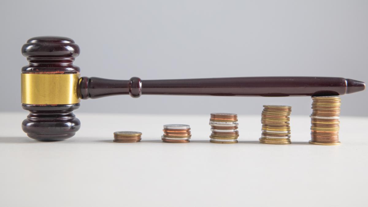 ministrul justitiei ii cheama la discutii pe magistrati majorarea taxelor judiciare de timbru este pe lista de solutii propuse