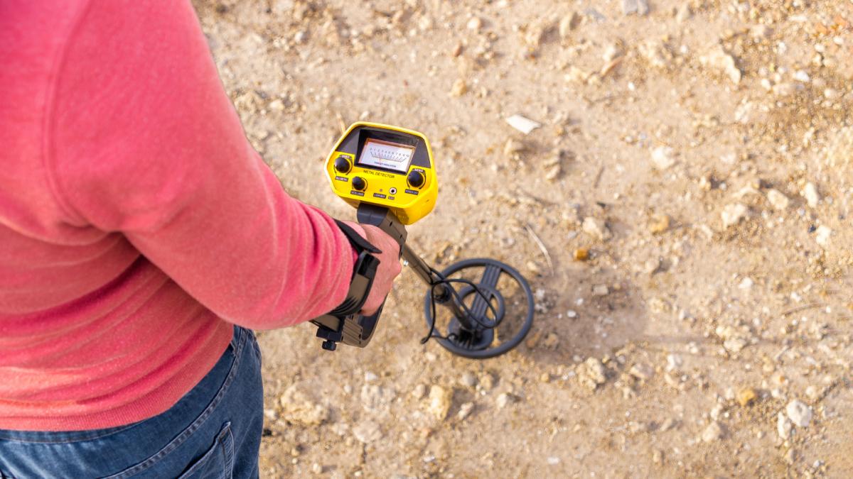 unde ai voie sa cauti cu detectorul de metale si care e amenda daca nu respecti legea pentru descoperiri arheologice se dau recompense