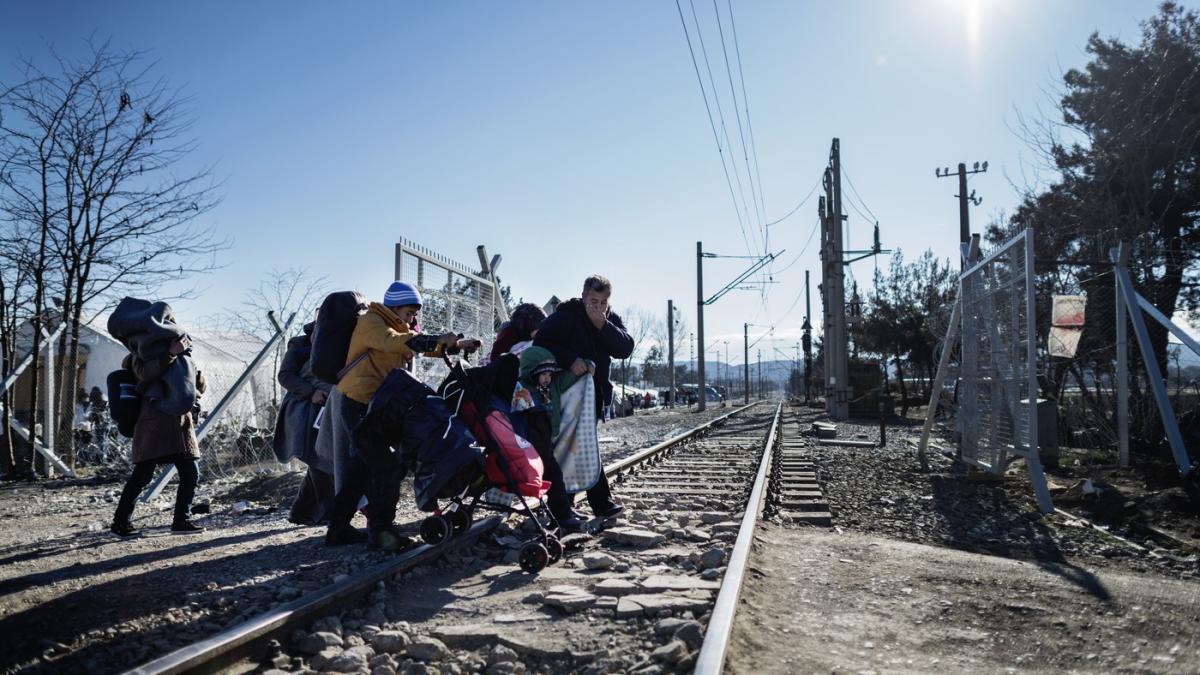 grecia isi inaspreste politica anti migrationista parlamentul elen a votat o lege pentru repatrierea solicitantilor de azil respinsi