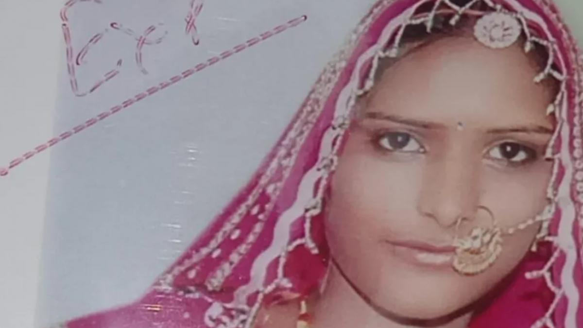 un barbat a fost condamnat la moarte pentru ca si a ars de vie sotia din cauza culorii pielii ce a povestit femeia in ultime clipe