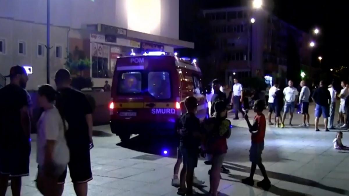 un copil de 1 an si 5 luni a murit electrocutat dupa ce a atins un spot din iarba in centrul vasluiului prima reactie a edilului