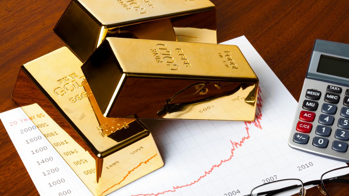 pretul aurului atinge un nou nivel record a crescut la un maxim istoric cat costa astazi un gram