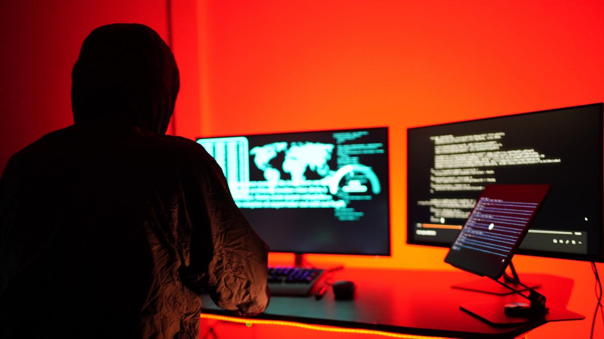 a fost descoperit un site cu imagini furate de pe 2 000 de camere de supraveghere din saloane de infrumusetare