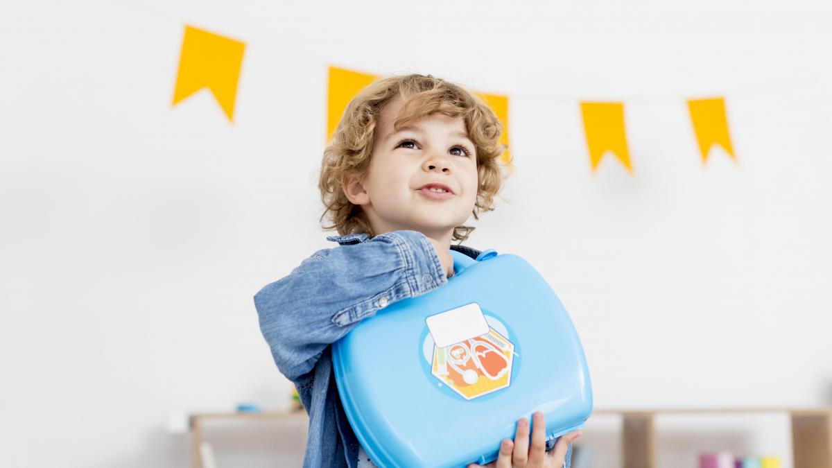 cum prevenim problemele de postura la elevi