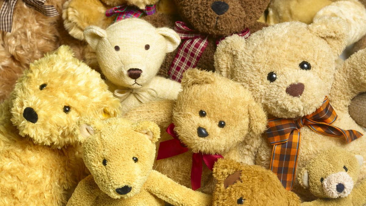 mucurile de tigara vor fi reciclate in italia din ele vor fi facute jachete si jucarii de plus