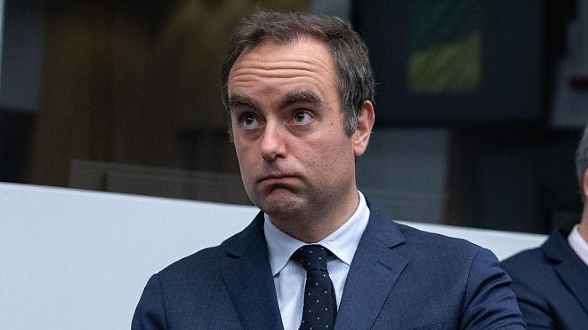 cine este sebastien lecornu supravietuitorul politic al frantei si posibil urmatorul premier nu are o gandire prea europeana