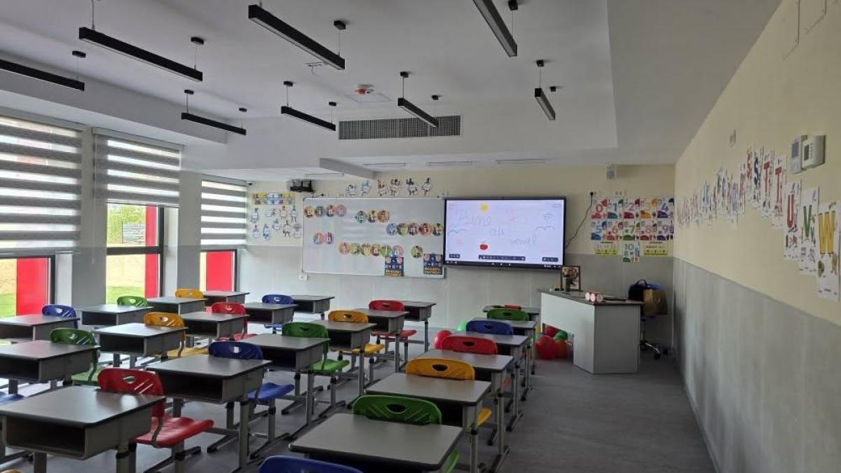 a fost inaugurata prima scoala contruita de la zero in bucuresti dupa revolutie cum arata complexul educational victor brauner