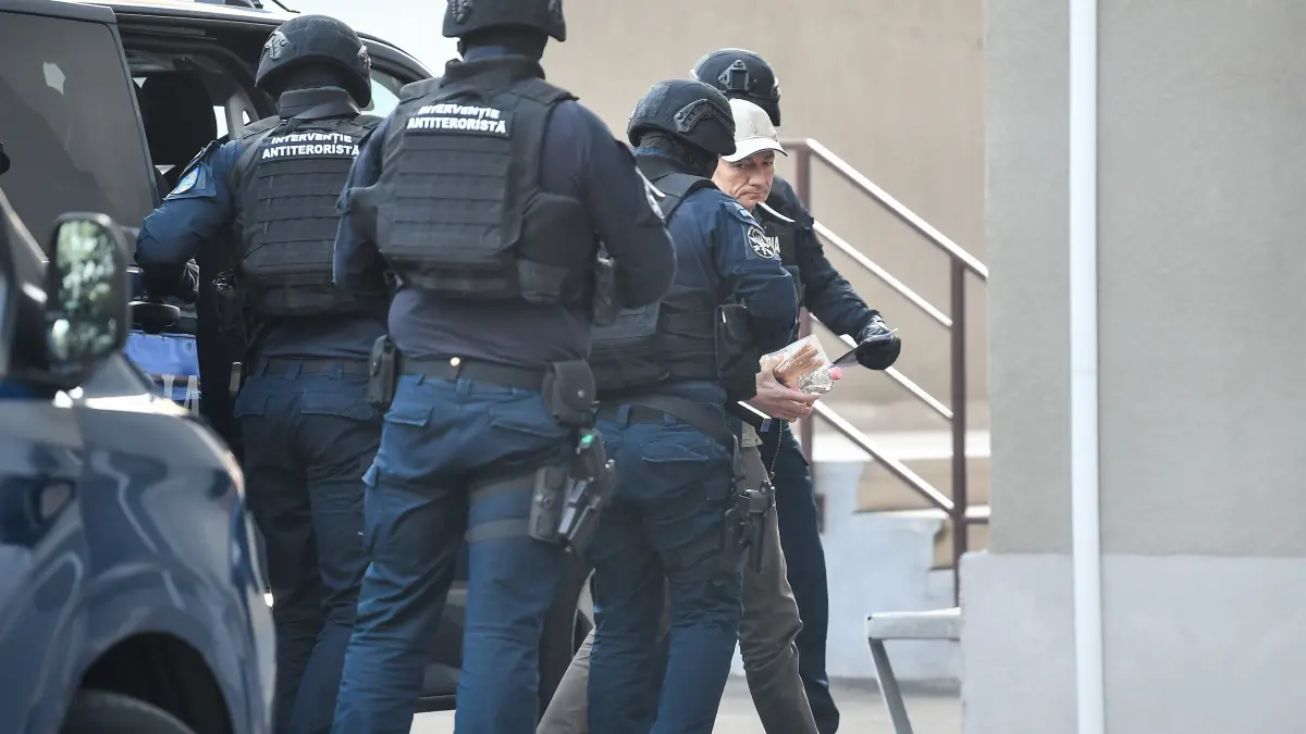 cehia expulzeaza un diplomat belarus acuzat de spionaj la o zi dupa arestarea in romania a fostului sef sis alexandru balan